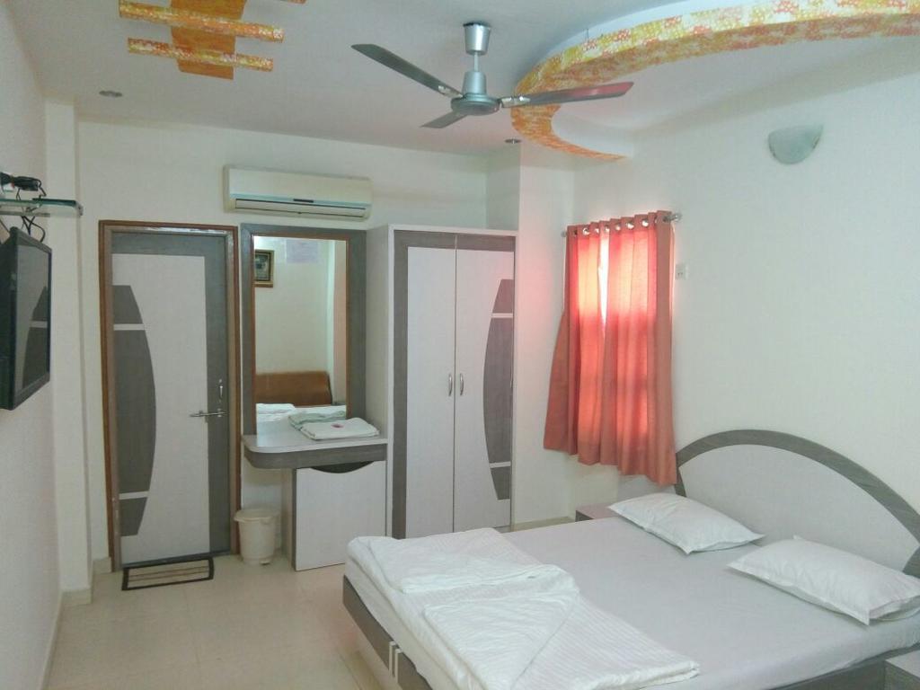 Hotel Sudarshan Nāthdwāra Exterior foto